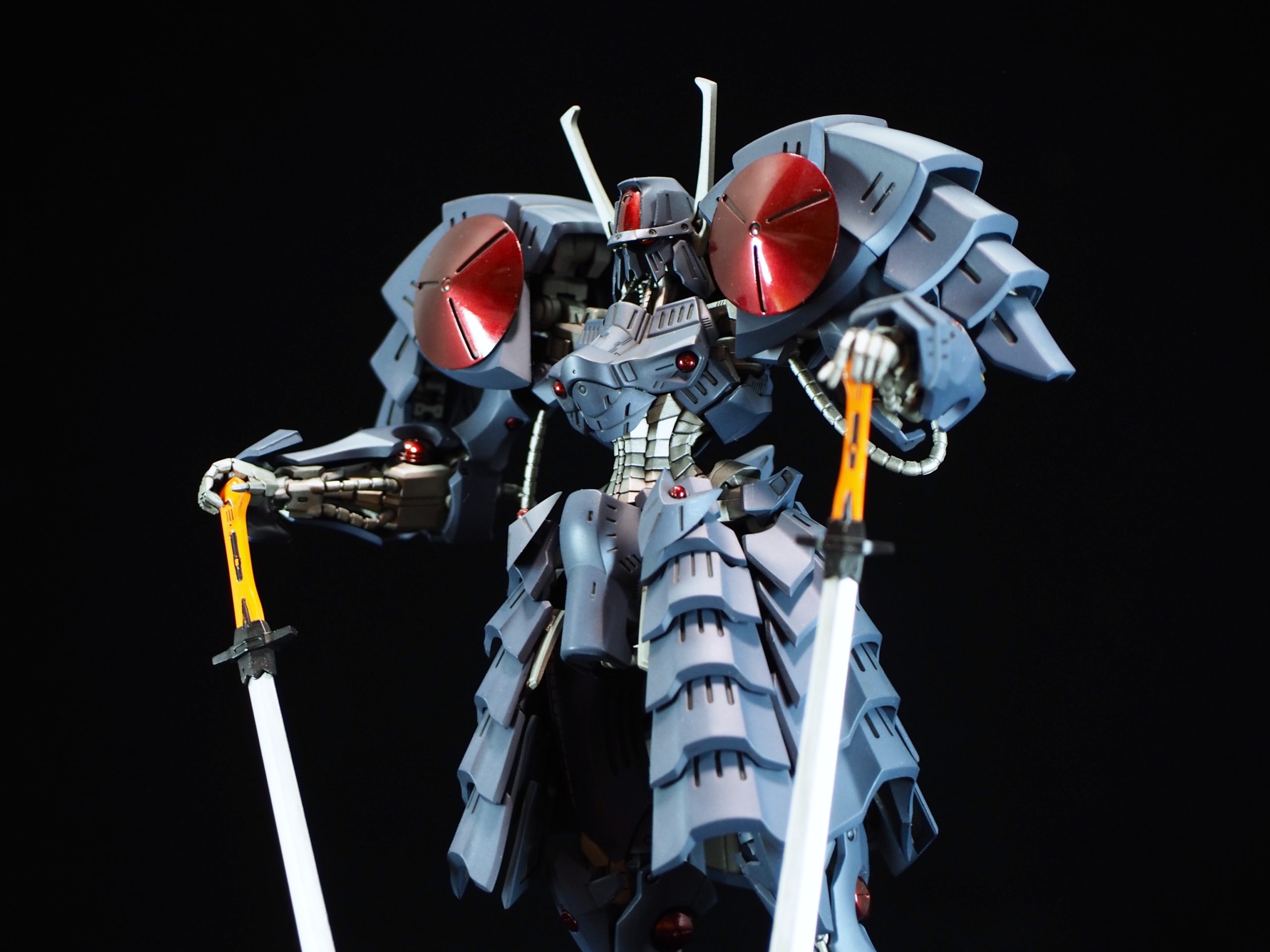 1/144 バッシュ 全塗装 完成品 FSS 黒騎士 ファイブスター物語 IMS