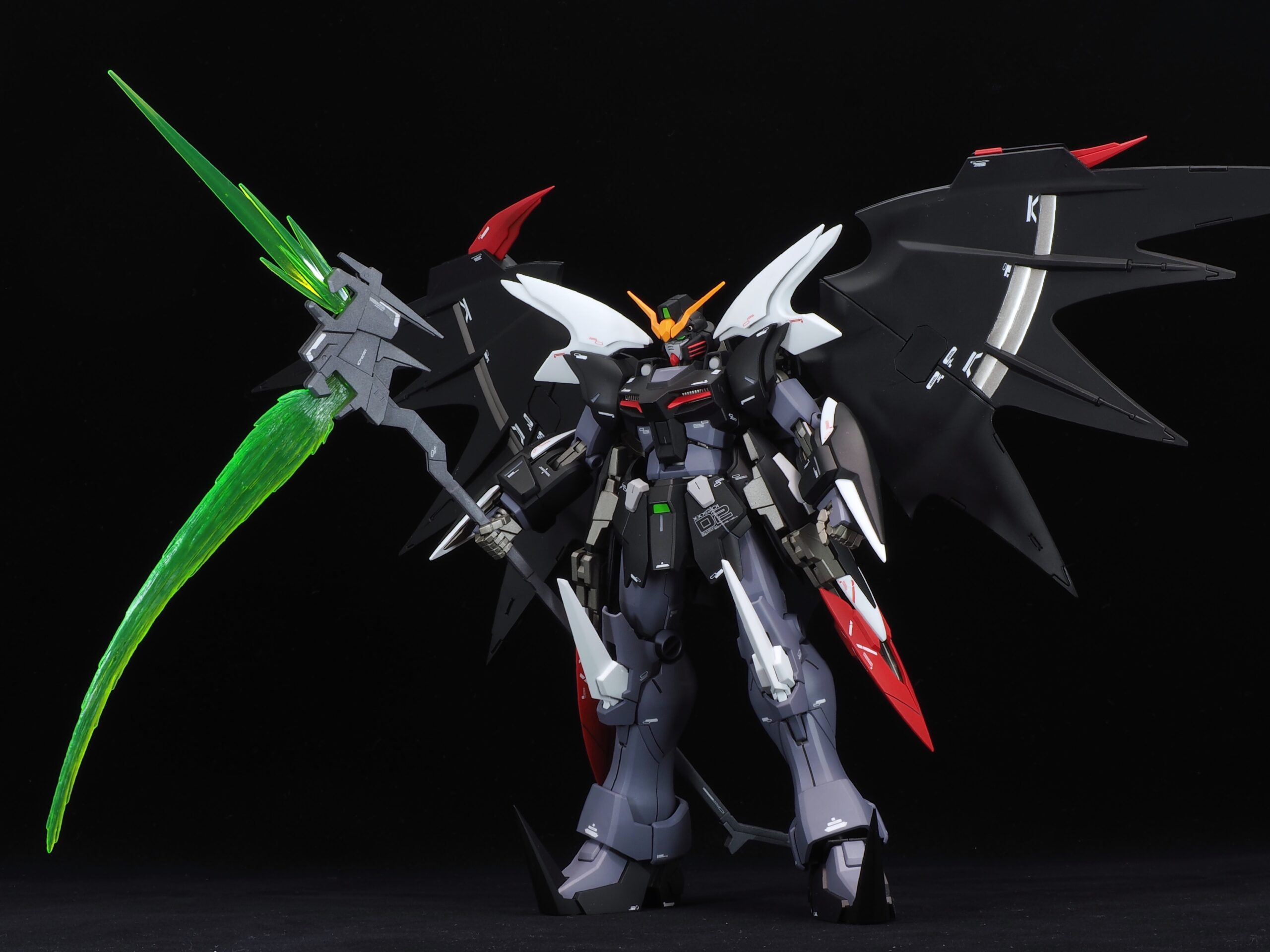 97%OFF!】 バンダイ MG 1 100 ガンダムデスサイズヘル EW版 XXXG01D2